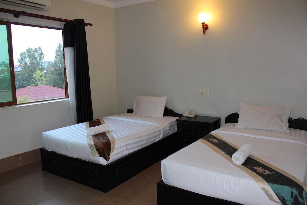 Central Night Hotel Siem Reap Luaran gambar