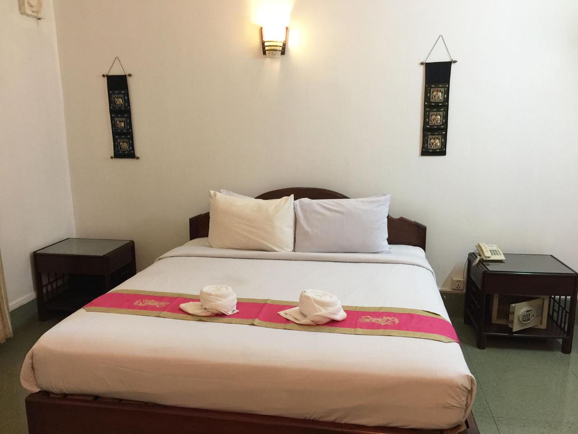 Central Night Hotel Siem Reap Luaran gambar