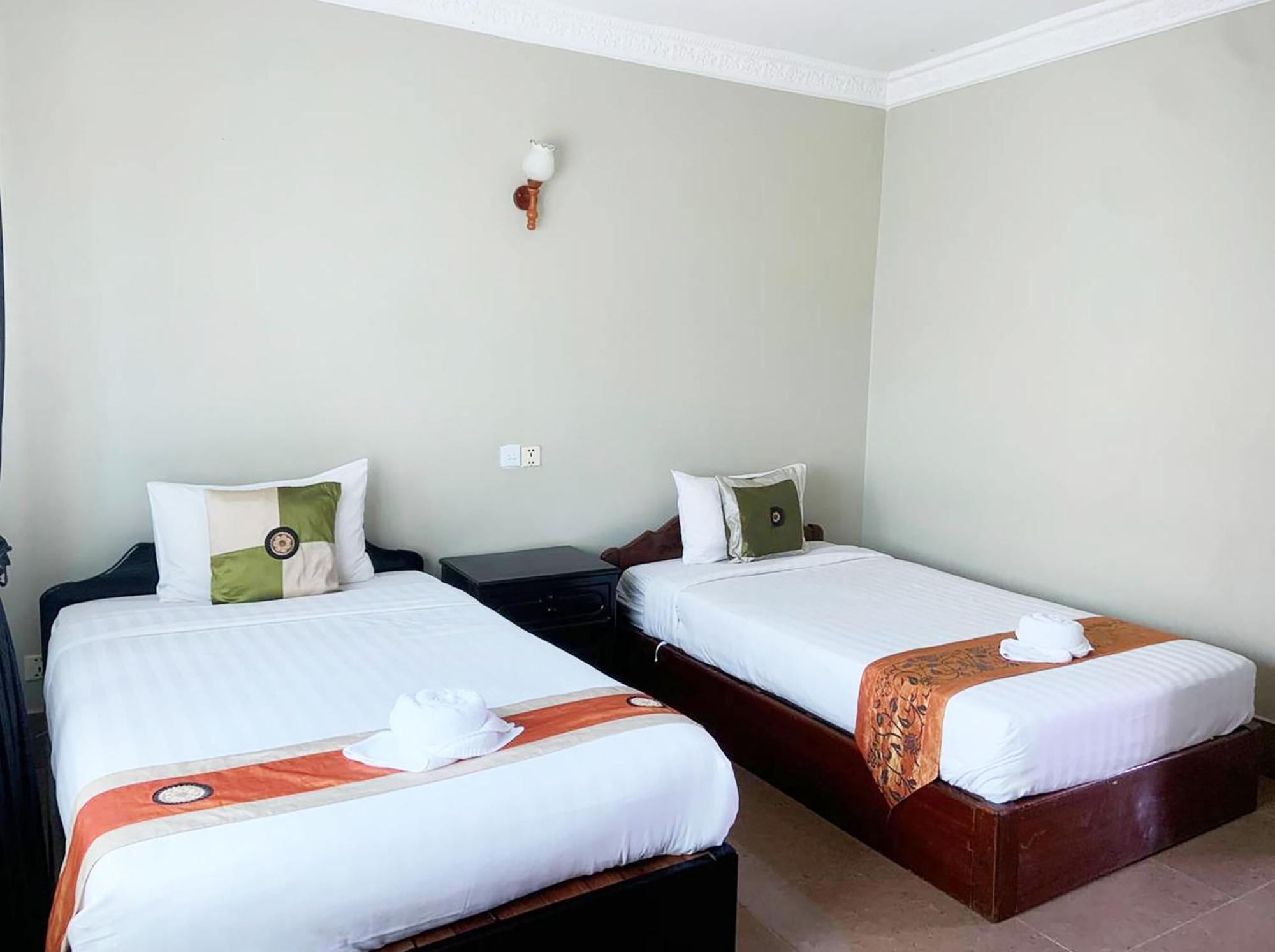 Central Night Hotel Siem Reap Luaran gambar