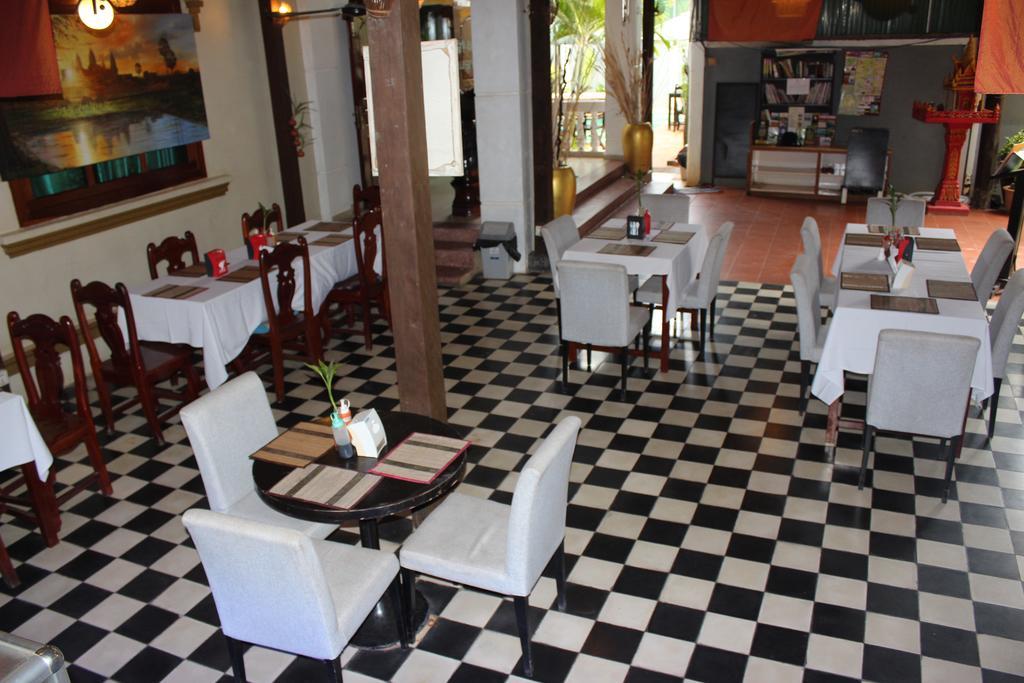 Central Night Hotel Siem Reap Luaran gambar
