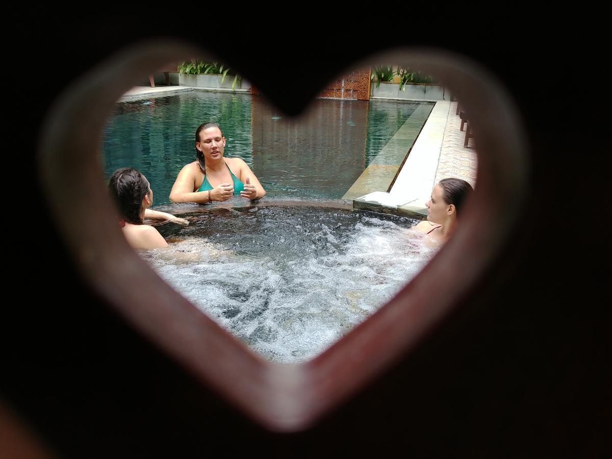 Central Night Hotel Siem Reap Luaran gambar