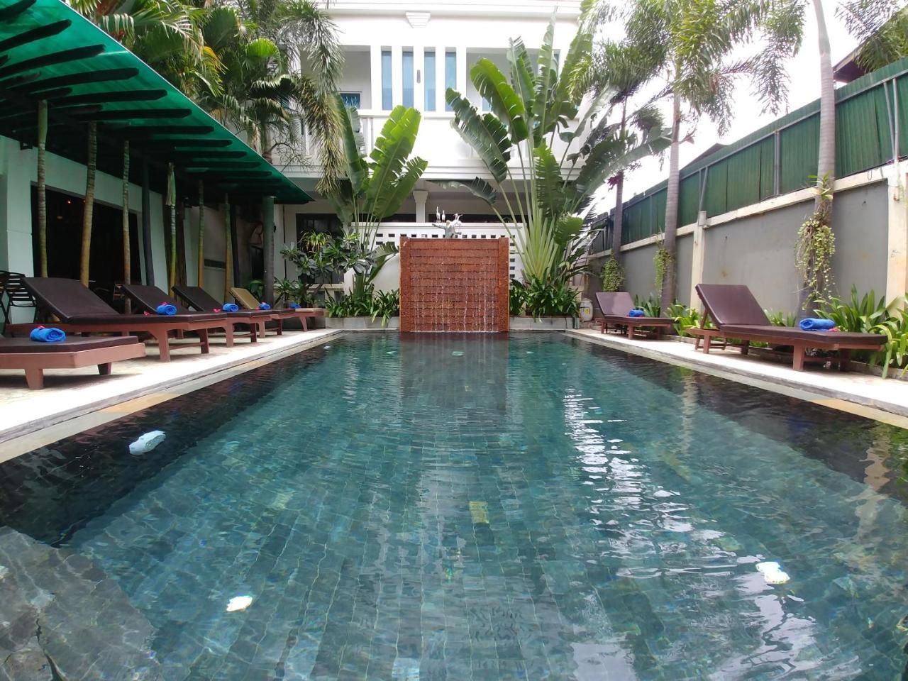 Central Night Hotel Siem Reap Luaran gambar