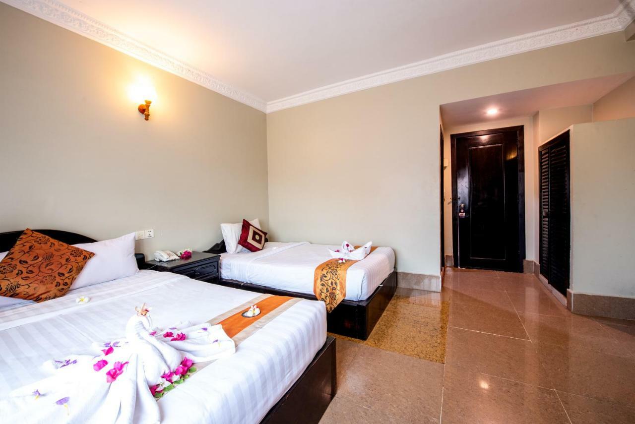 Central Night Hotel Siem Reap Luaran gambar